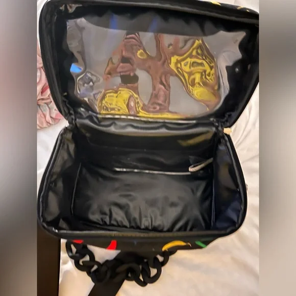 Christian Dior makeup bag repurposed into a crossbody. In great condition. 💫 - Picture 4 of 9